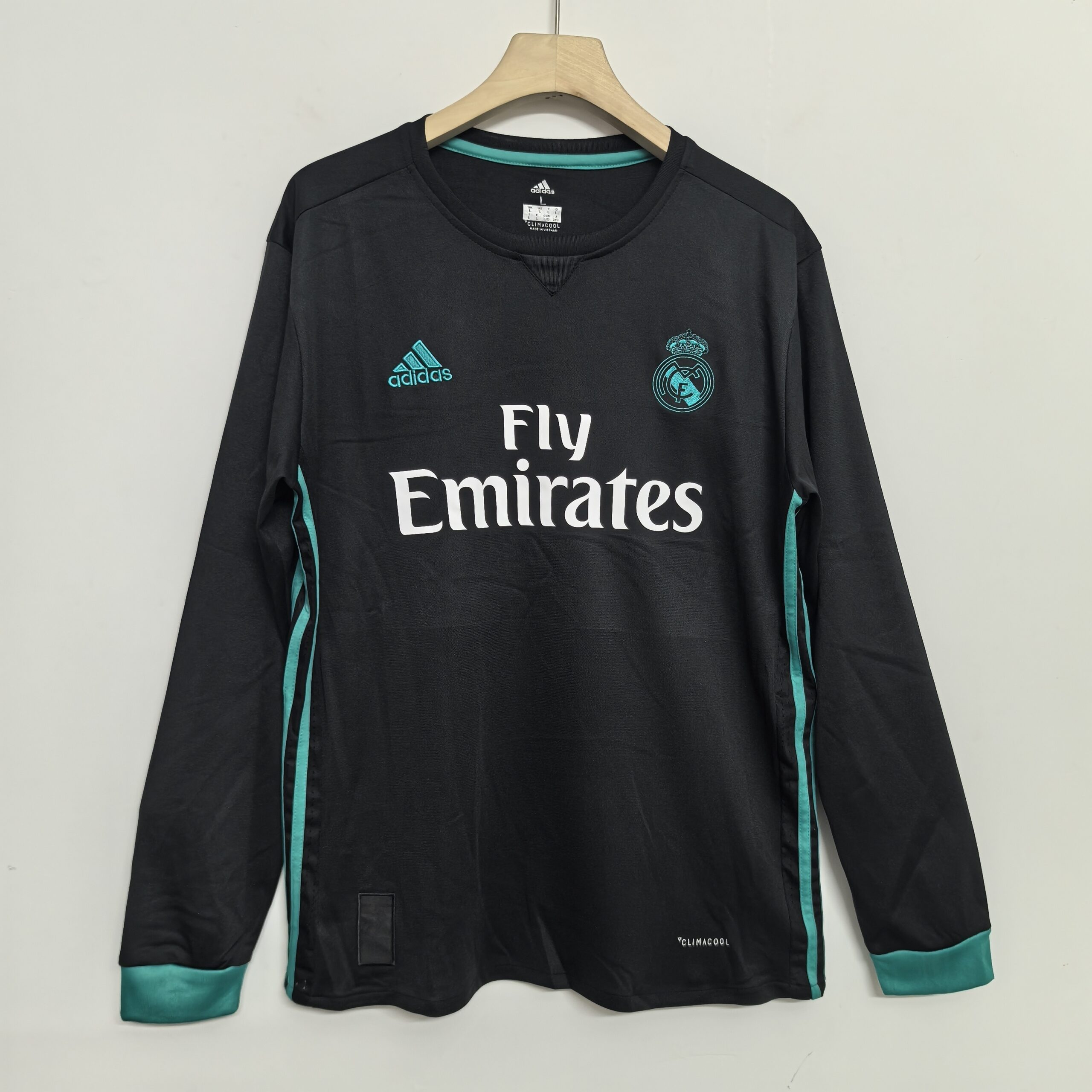 17-18 Black Real Madrid Away Long Sleeve