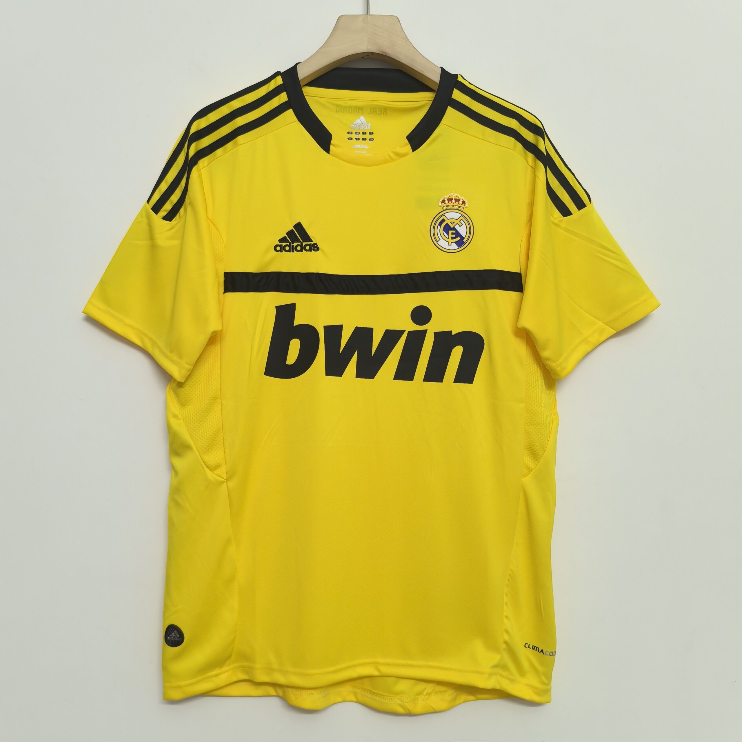10-11 Yellow Real Madrid Goalkeeper