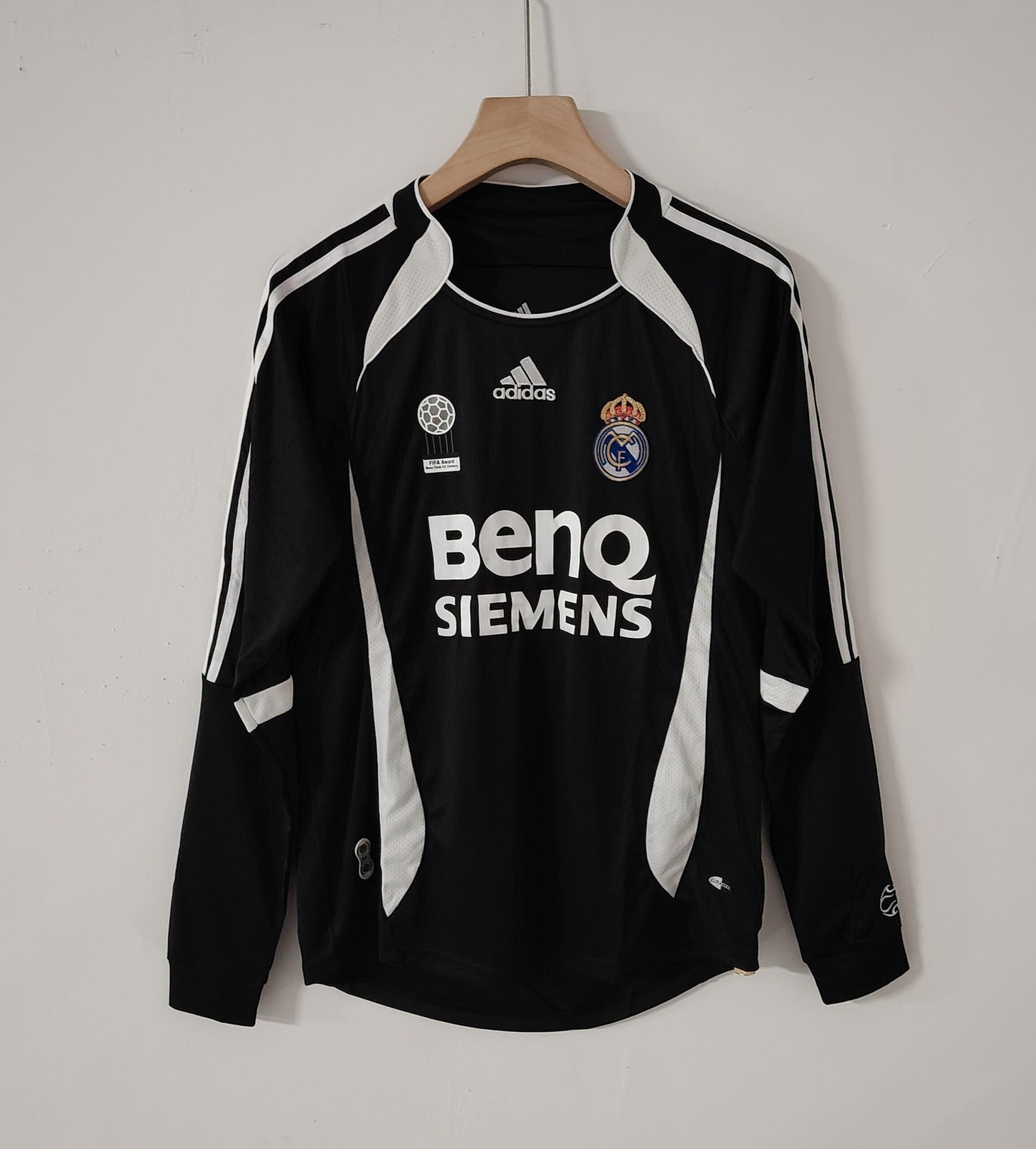 2006-2007 Black Real Madrid Away Long Sleeve