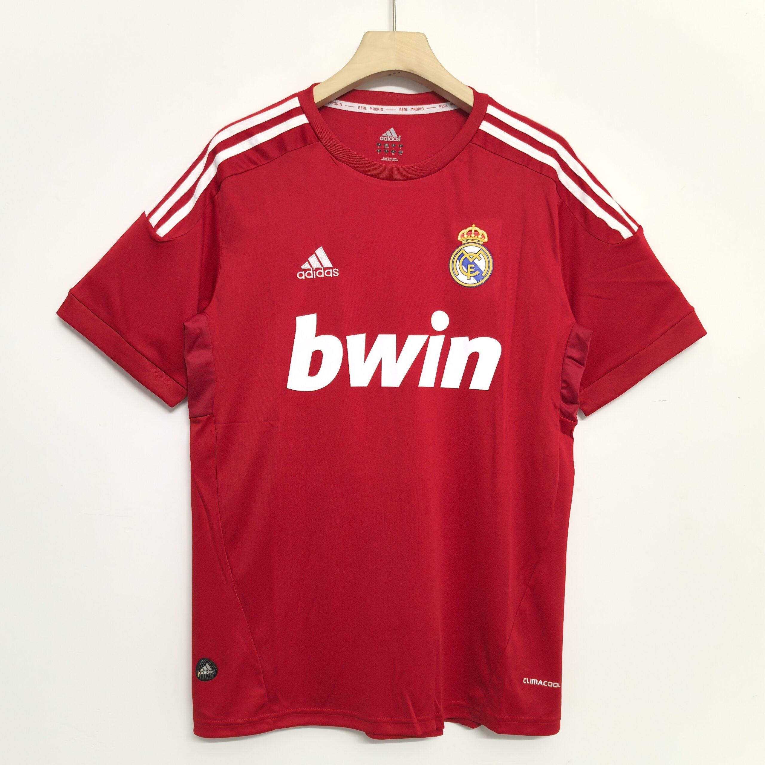 2011-2012 Real Madrid (Red) Second Away Match Short-Sleeve