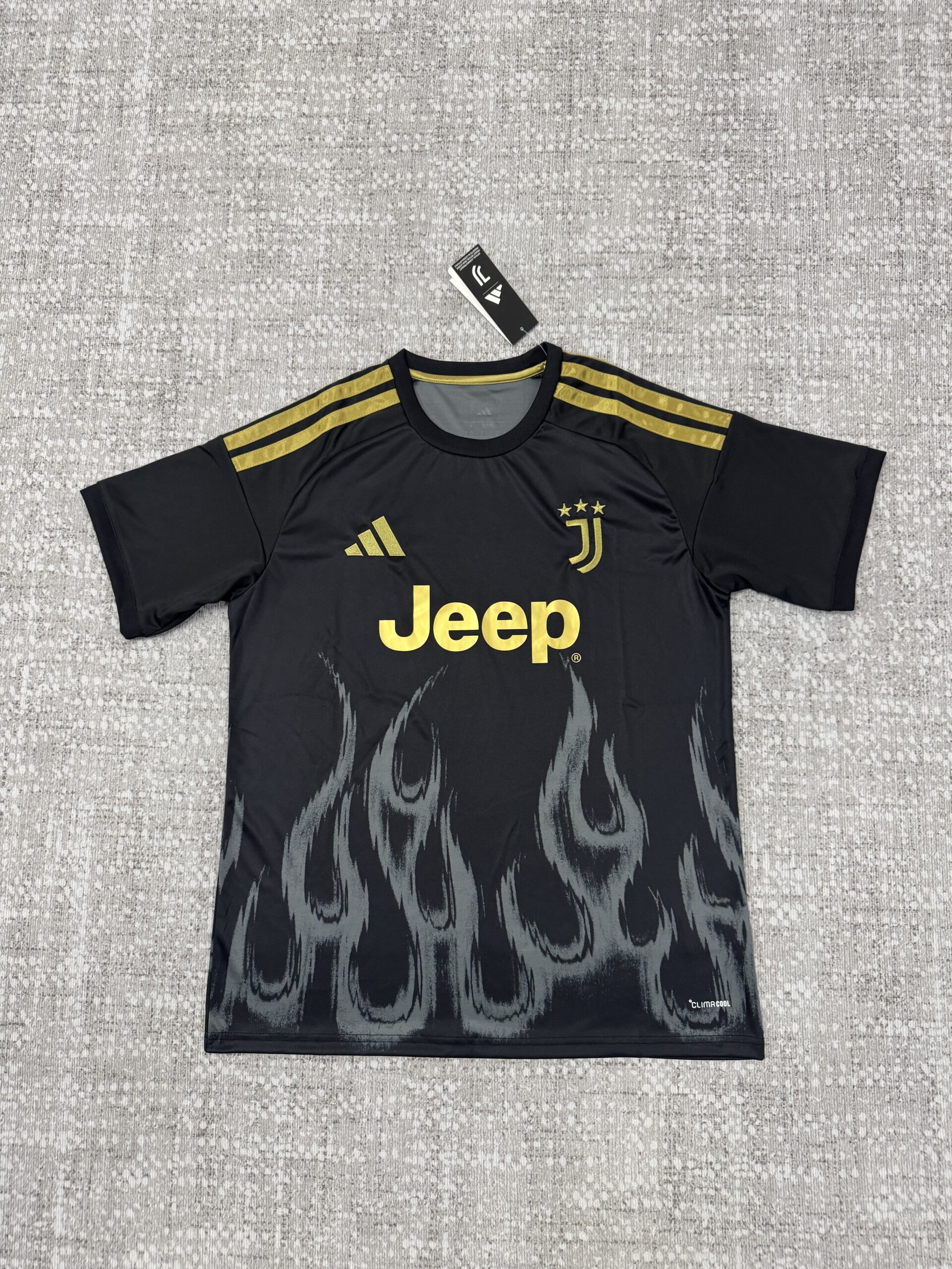 26–27 Juventus' Third Away Game