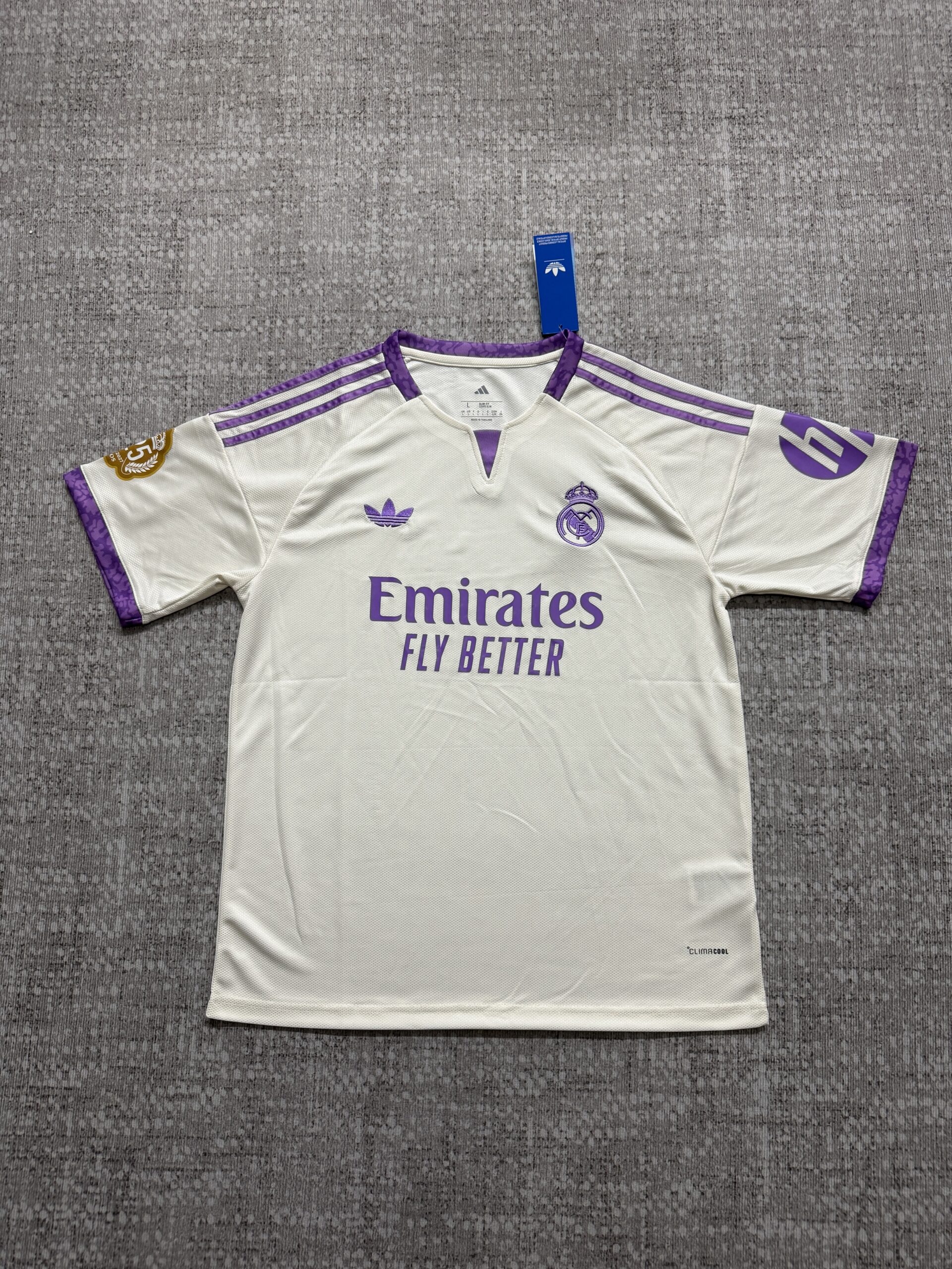 26–27 Real Madrid's 125th Anniversary