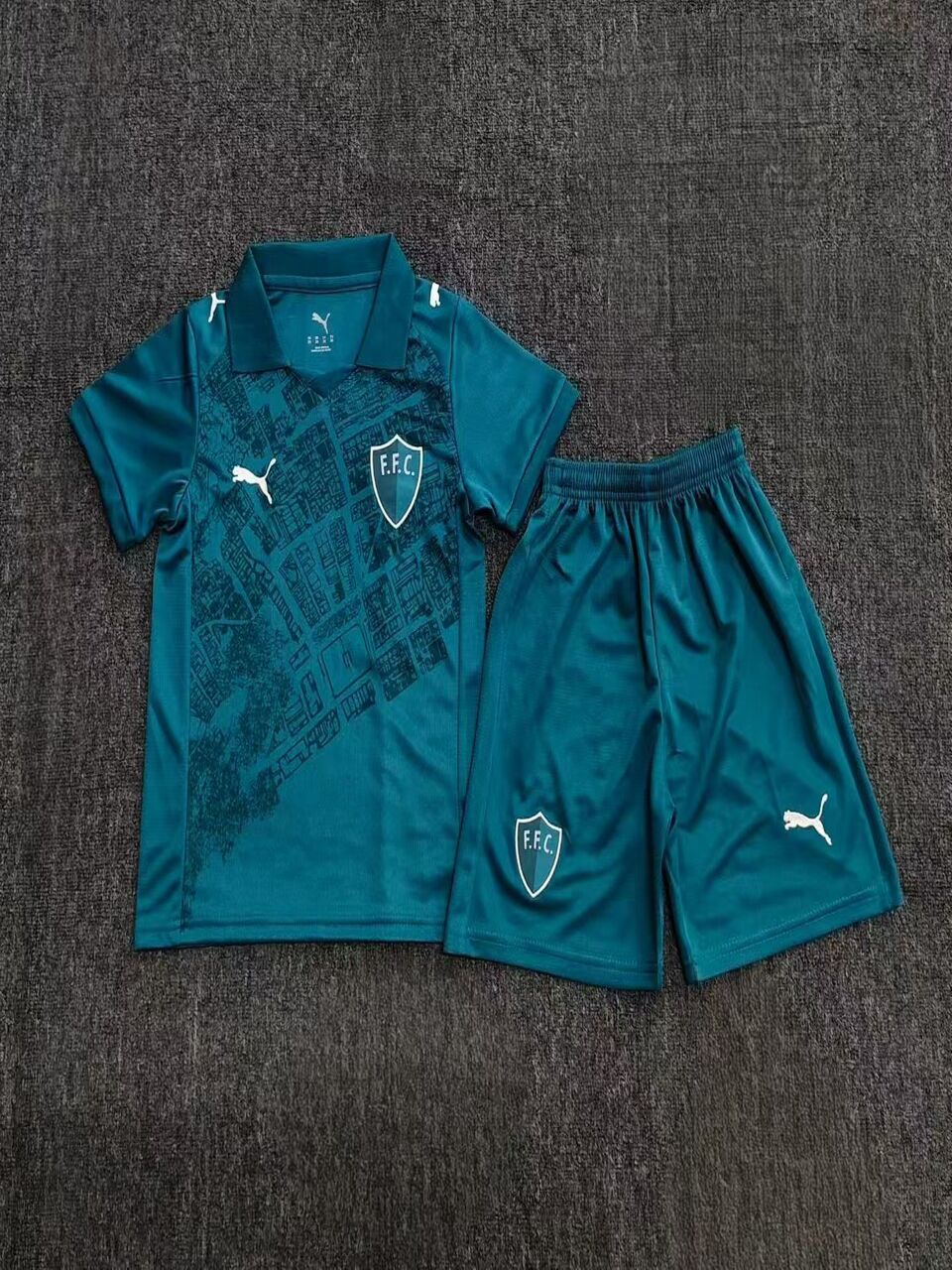 2627 Frunense Third Kids' Outfit